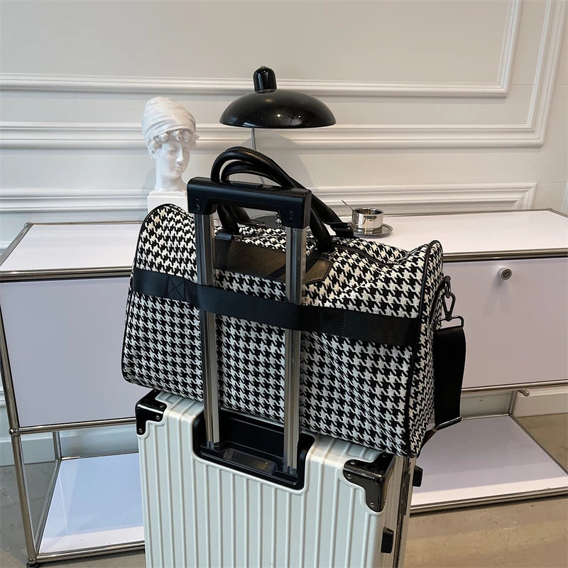 Large Houndstooth Travel & Gym Bag