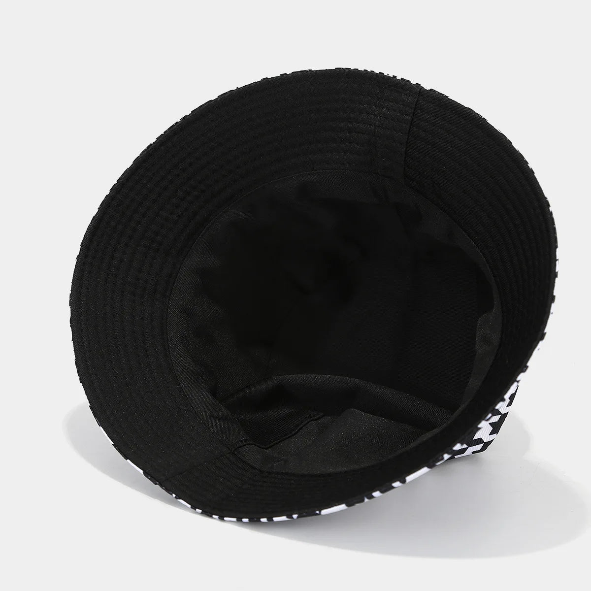 Elegant Houndstooth Bucket Hat – Luxury Summer Outdoor Collection