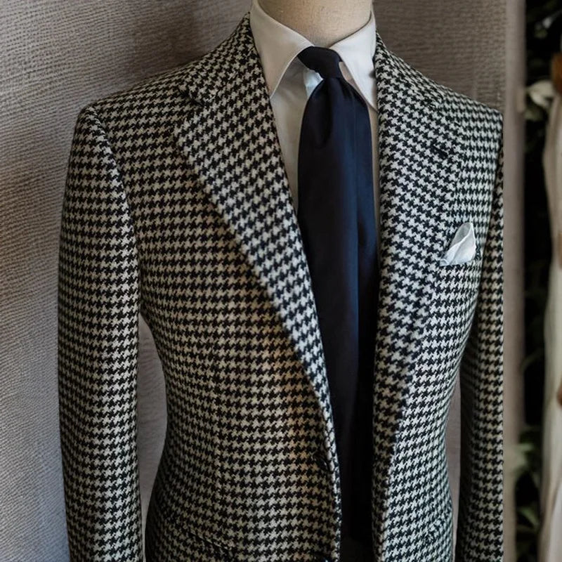 **Title:**  
Men's Houndstooth Plaid Business Blazer - 2023